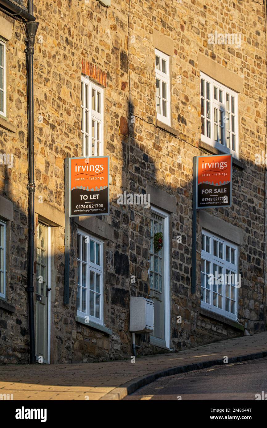 Terraced town house for sale and to let by Irvings estate agents in Richmond Stock Photo