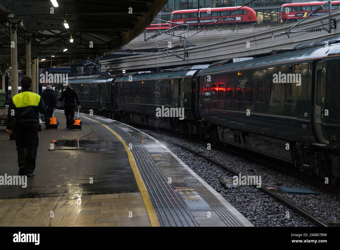 London, UK, 12 January 2023: Trains out of Paddington were cancelled due to flooding in the Swindon and Chippenham areas, and other services were affected in Wales due to heavy rain. Strike action also meant there were no Elizabeth Line trains from Paddington to Abbey Wood across central London. Anna Watson/Alamy Live News Stock Photo