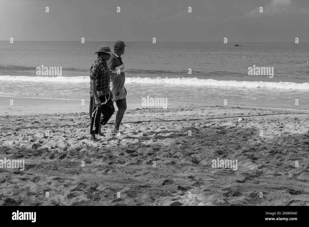 Net fisherman sri lanka Black and White Stock Photos & Images Alamy