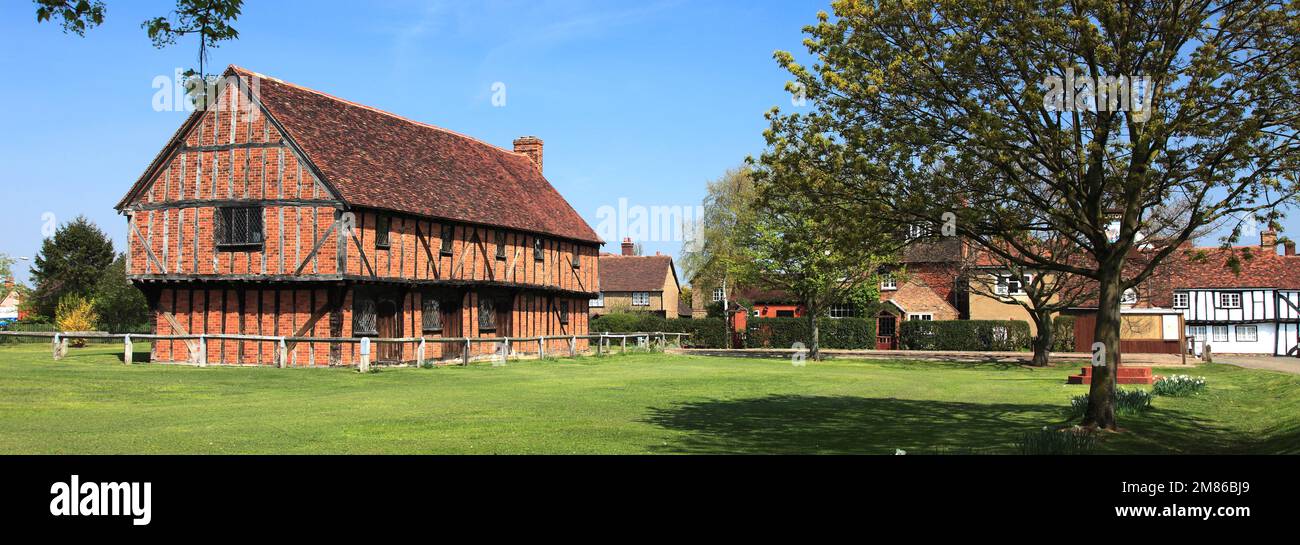 Spring, the Moot Hall; Elstow village; John Bunyans birthplace ...