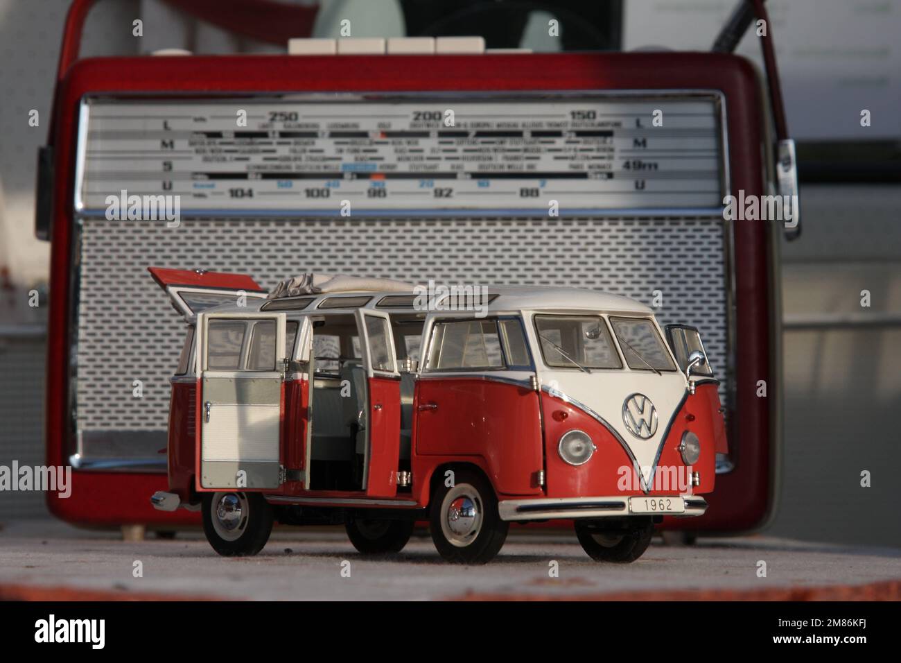 Vw bus t1 hi-res stock photography and images - Alamy