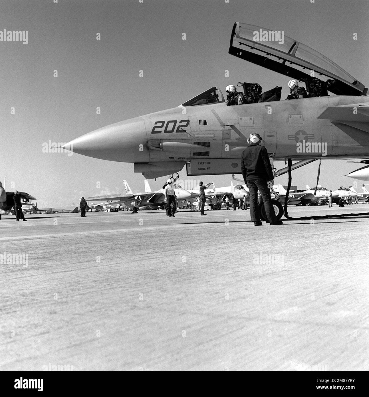 Vf 142 hi-res stock photography and images - Alamy