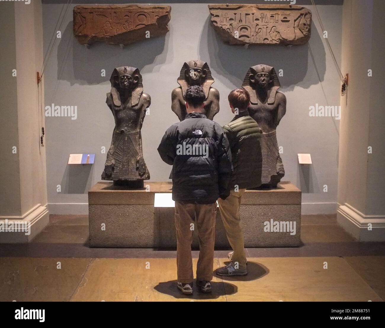 Ancient Egyptian statues featuring the The Egyptian lion goddess