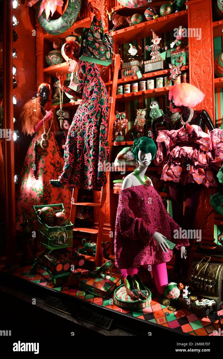 Bergdorf Goodman Christmas Window 2012 Stock Photo - Download Image Now -  New York City, Bergdorf Goodman, Christmas - iStock