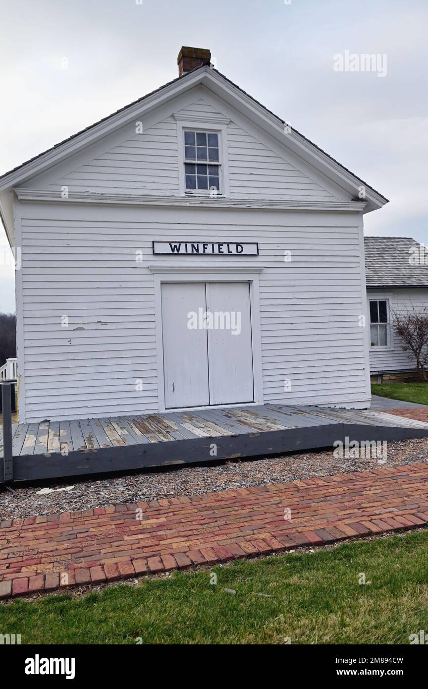Winfield, Illinois, USA. The Hedges Station Museum is the oldest building in Winfield. It was built in 1849 and was used as a rail passenger depot. Stock Photo