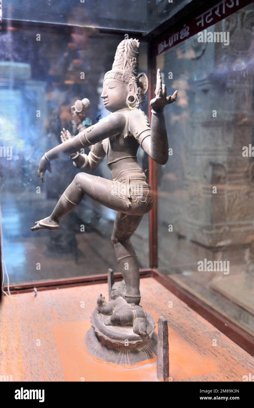 Sculpture of a Natraja in bronze Chola dynasty in Meenakshi Temple