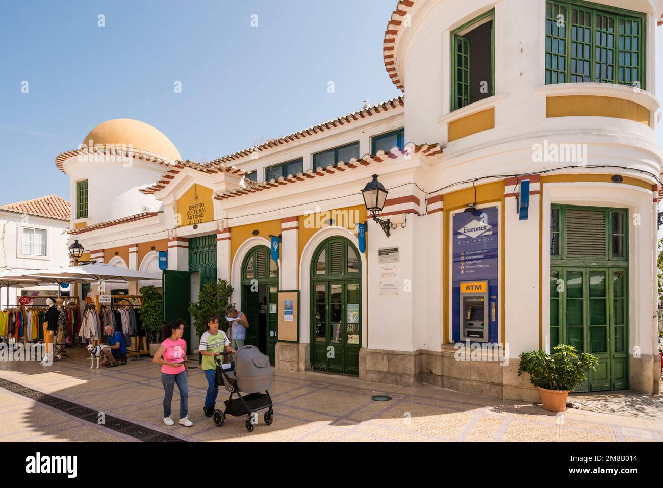 Pedestrianised street lined with shops, Vila Real de Santo Antonio, Algarve, Portugal Stock Photo