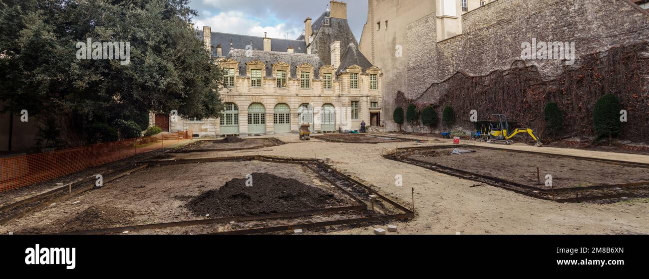 The Hôtel de Sully, Paris, France, built about 1630. The original garden, with its parterres and hedges, is currently being completely restored Stock Photo
