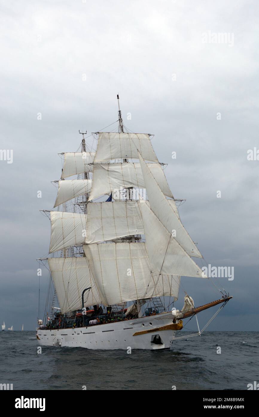 Indian navy flag hi-res stock photography and images - Alamy