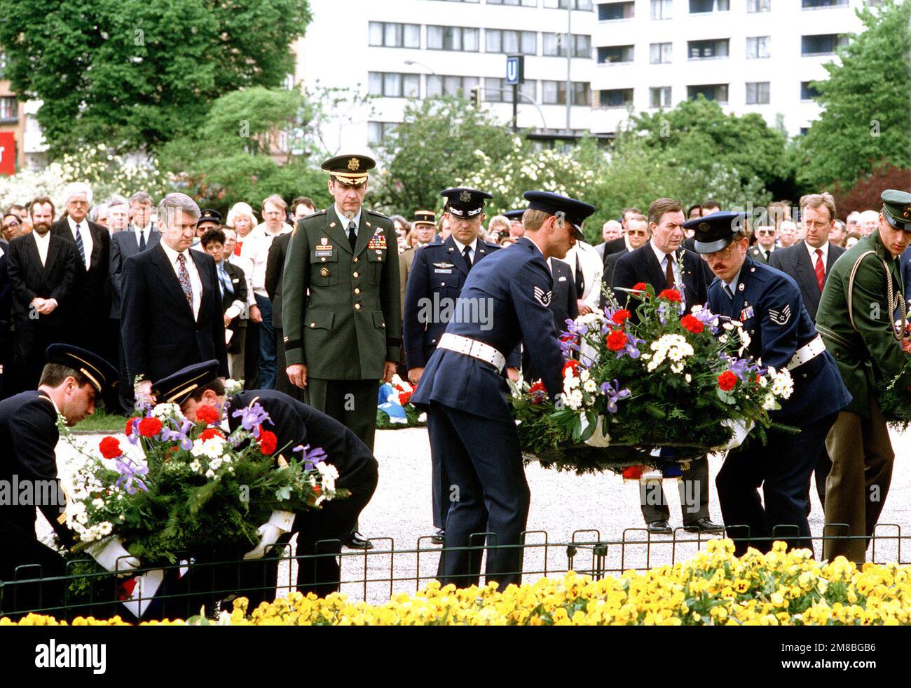Harry Gilmore, left, and MGEN Raymond E. Haddock, Commander of U.S