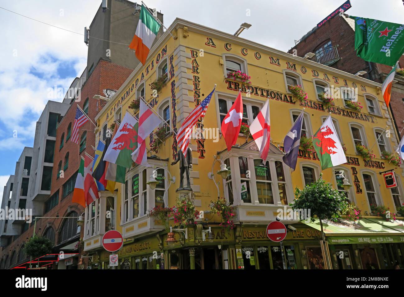 Oliver St. John Gogartys bar, in the Heart of Temple Bar, Dublin, Eire, Ireland - 18-21 Anglesea St, Temple Bar, Dublin 2, D02 RX38 Stock Photo