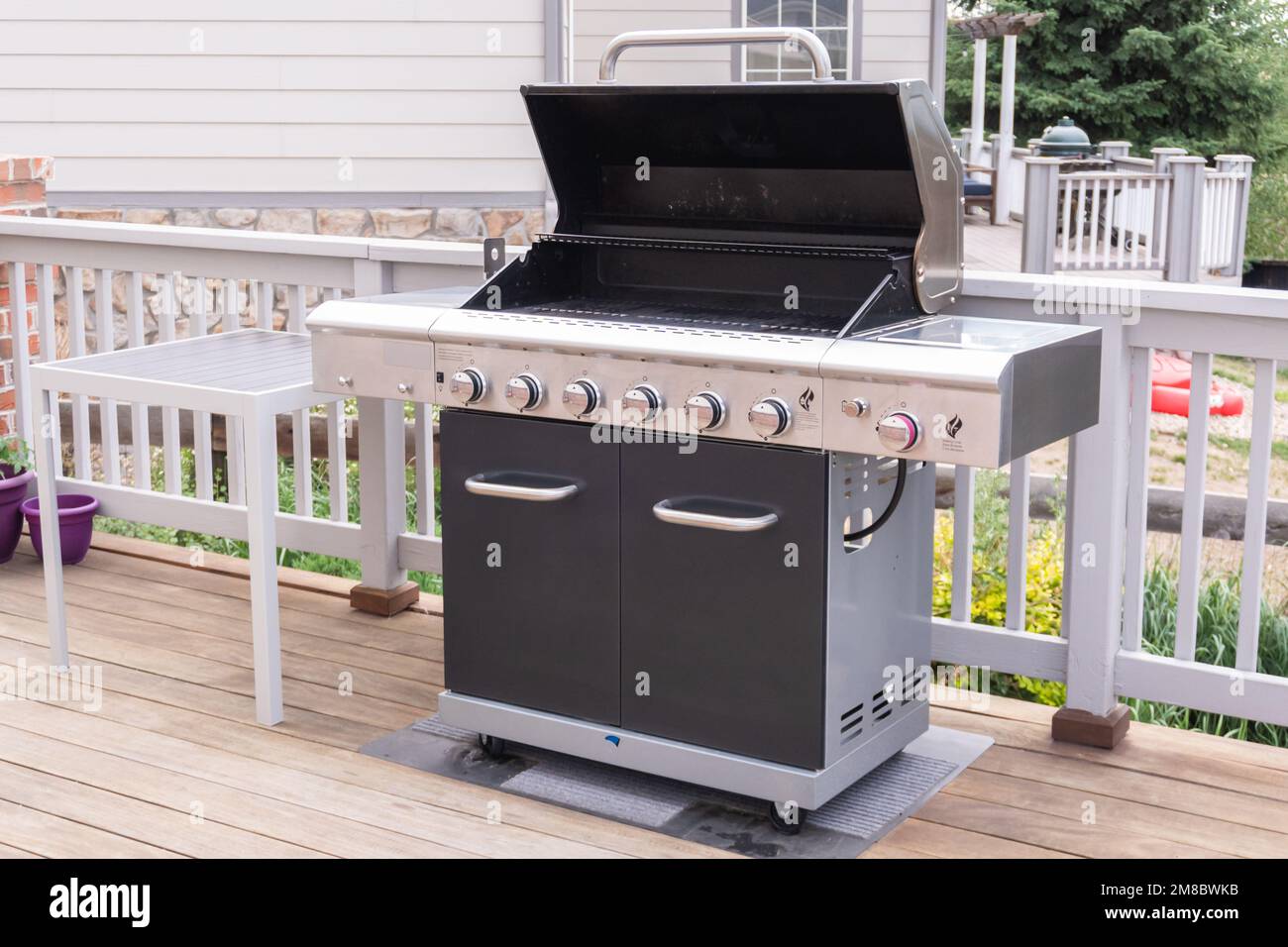 Outdoor gas grill Stock Photo Alamy