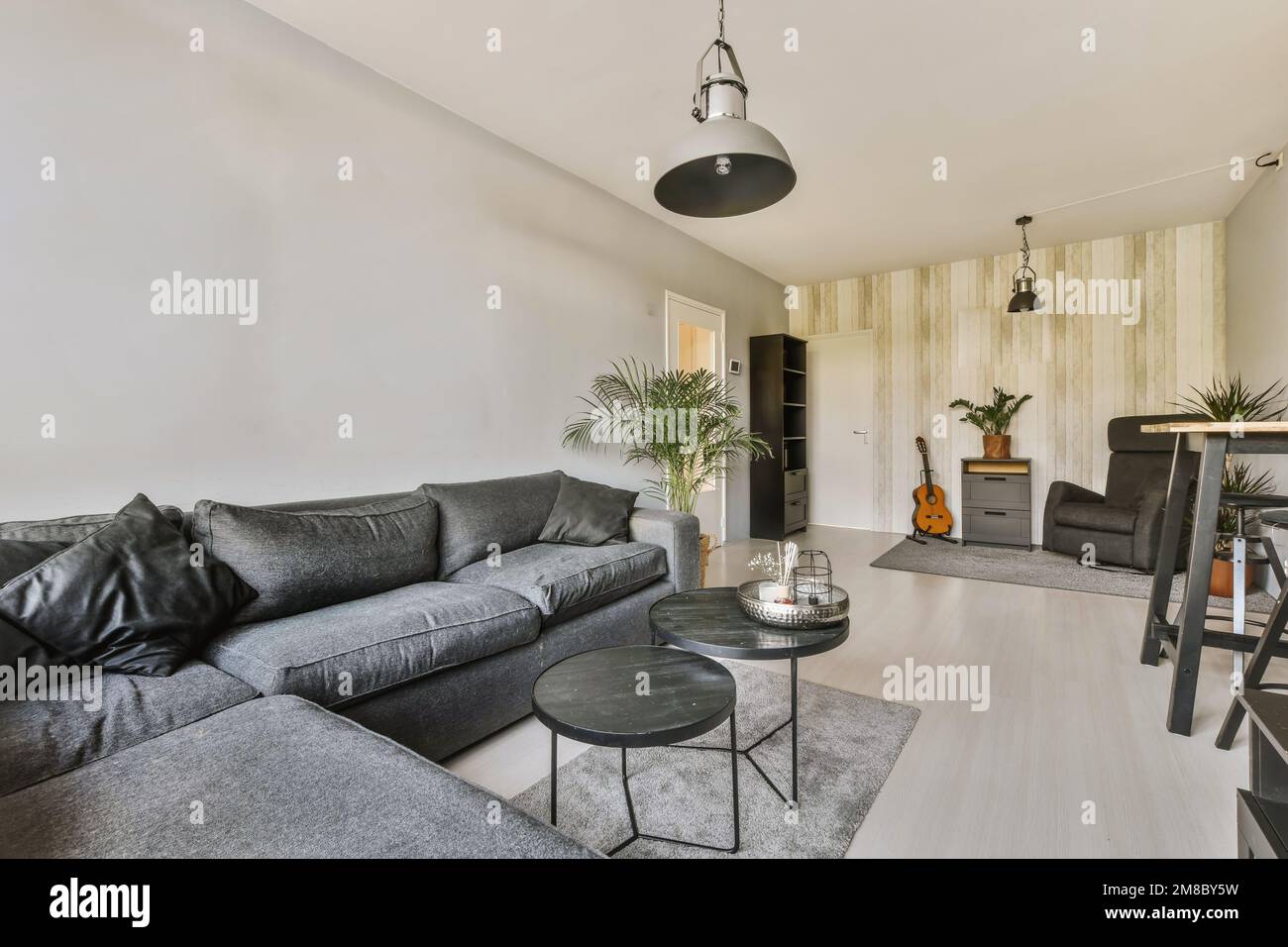 Center table for grey sofa deals