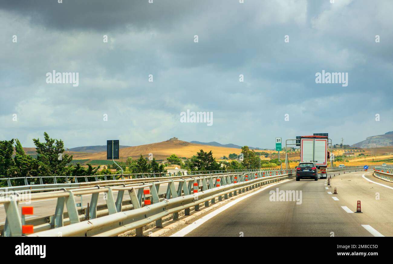 Autoroute en Sicile. Stock Photo