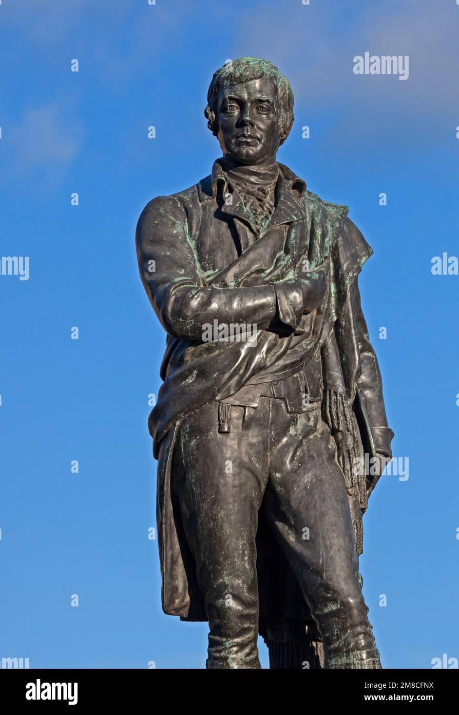 Robert (Rabbie) Burns statue, was erected by the Leith Burns Club in