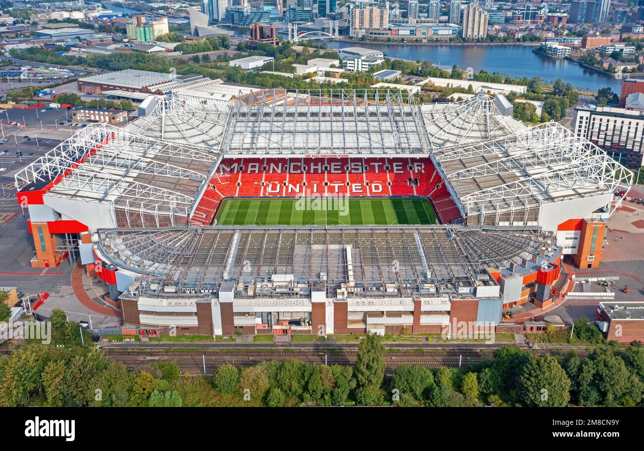 Manchester united stadium aerial hi-res stock photography and images - Alamy, image size:1300x912