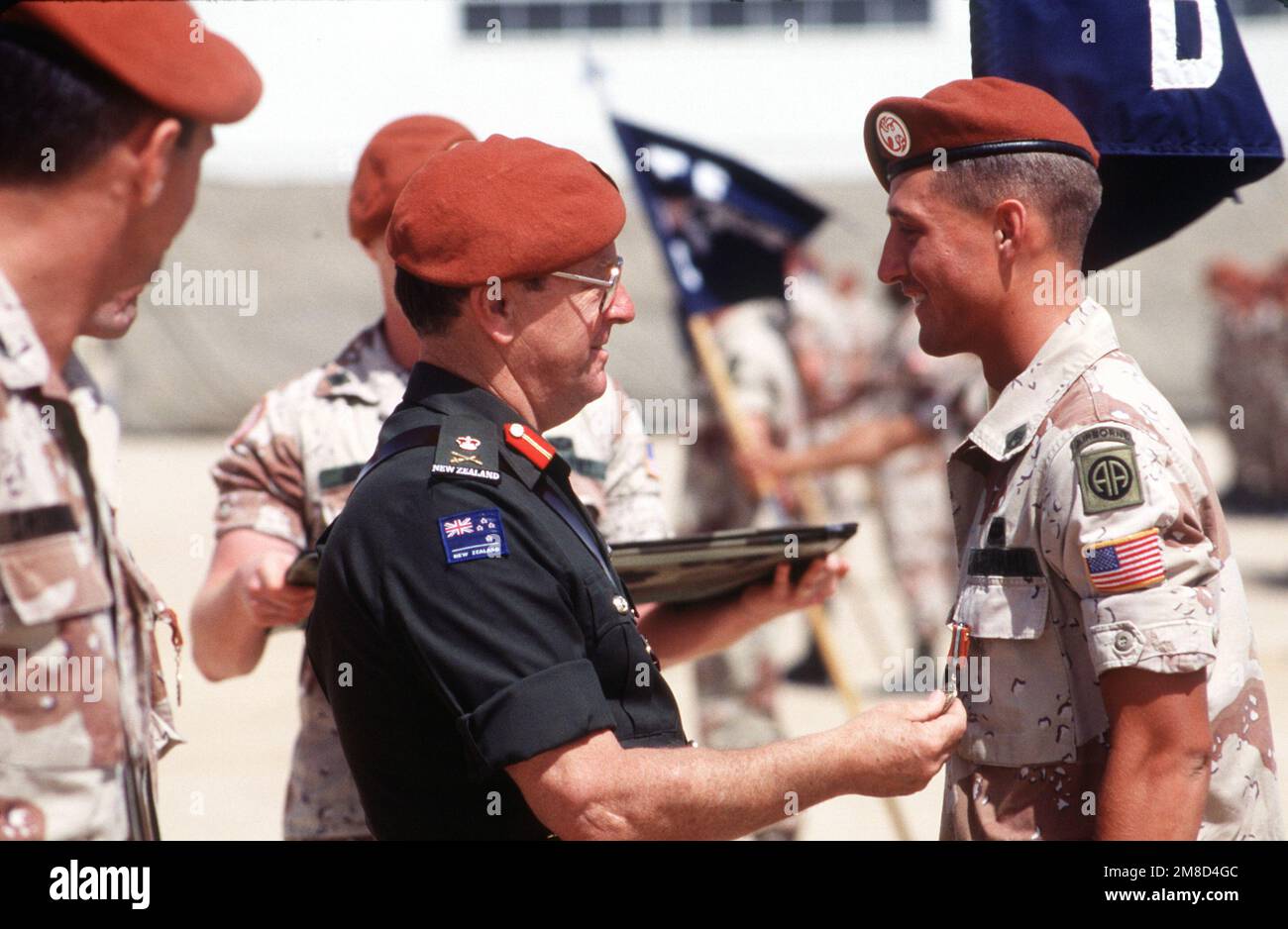 LGEN D. S. McGiver of New Zealand, commander, Multinational Force and Observers (MFO), presents an MFO Medal to a soldier from 2nd Bn., 505th Inf., 82nd Airborne Div., during a ceremony at the MFO South Camp. The battalion is being relieved by 1ST Bn., 17th Inf., 6th Inf. Div., after serving six months with the MFO peacekeepers on the Sinai Peninsula. Base: Sharm El Sheikh Country: Egypt (EGY) Stock Photo