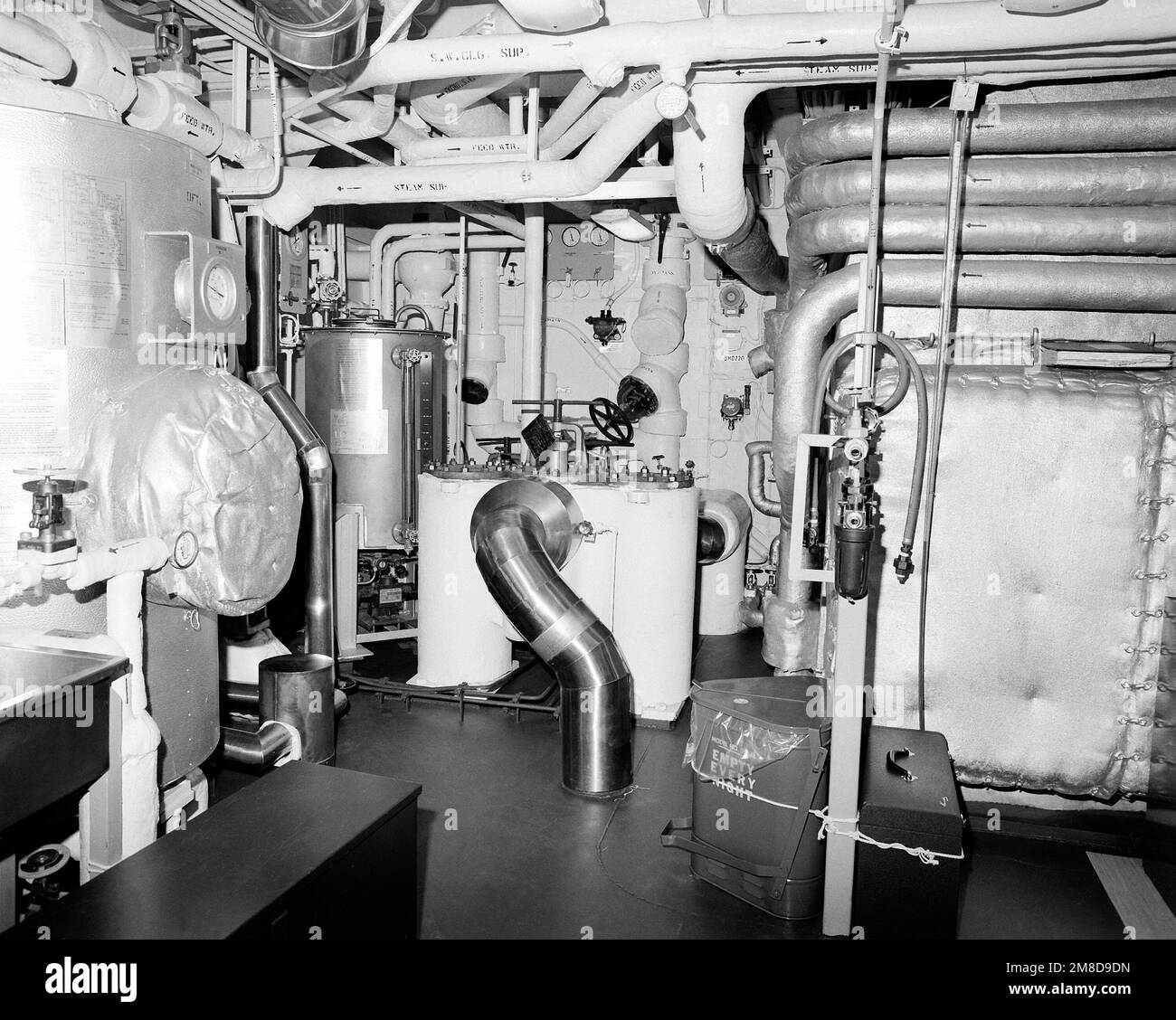 A view of main engine room No. 1 on the guided missile cruiser MONTEREY (CG 61) at completion of construction. Base: Bath State: Maine (ME) Country: United States Of America (USA) Stock Photo