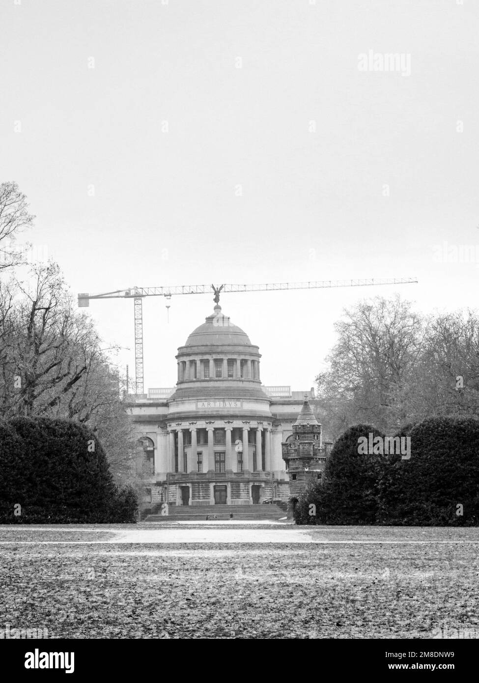 Parc du cinquantenaire brussels Black and White Stock Photos & Images