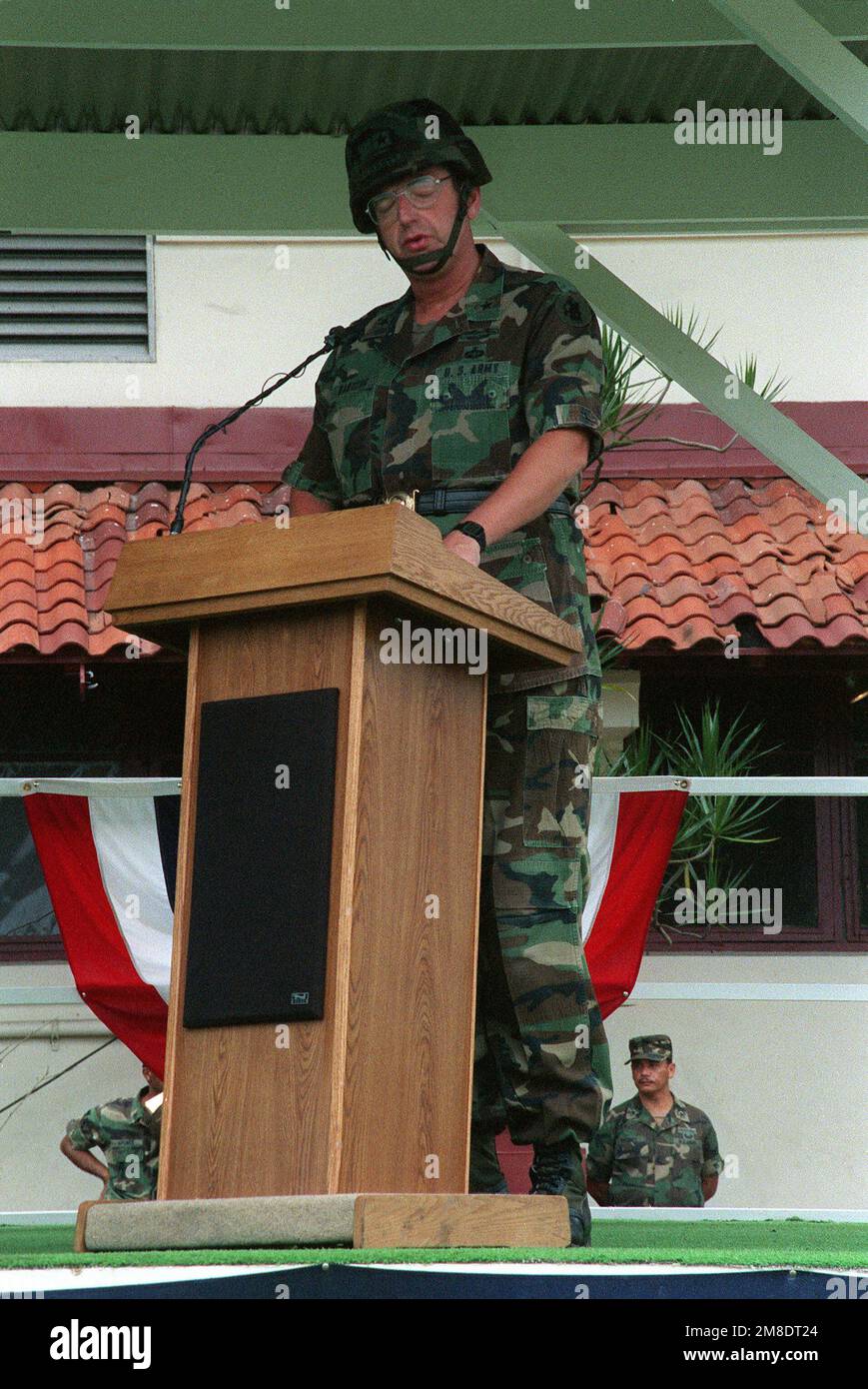 William hartzog hires stock photography and images Alamy