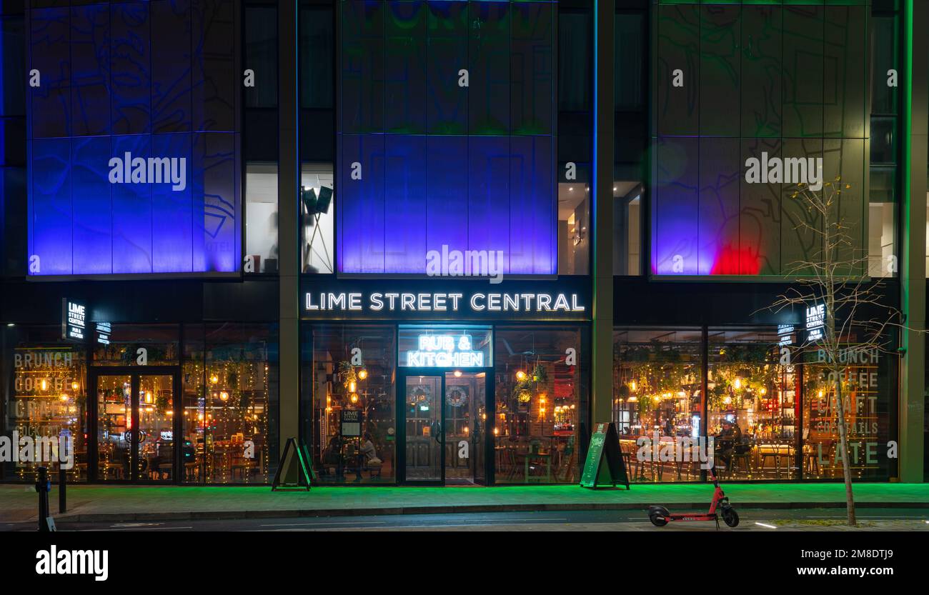 Lime Street Central, Lime St, Liverpool, Pub and Restaurant. Image