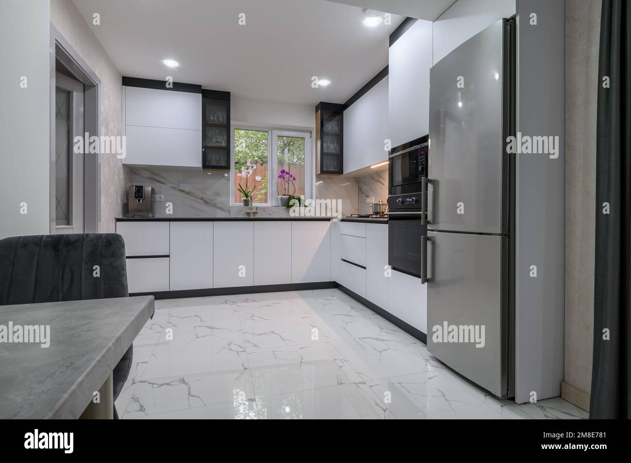 a-recently-renovated-kitchen-with-sleek-