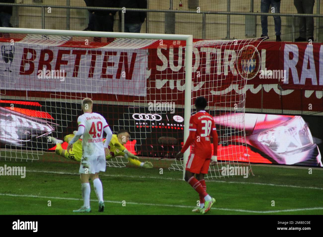 MUNICH, Germany. , . # 18, Philipp KÖHN, KOEHN, keeper of FcSalzburg during a friendly football match between FC Bayern München and FC Red Bull Salzburg at the Fc-Bayern Campus football stadium on 13th of January 2023 in Muenchen Germany. result 4:4 (Photo and copyright @ ATP/Arthur THILL (THILL Arthur/ATP/SPP) Credit: SPP Sport Press Photo. /Alamy Live News Stock Photo