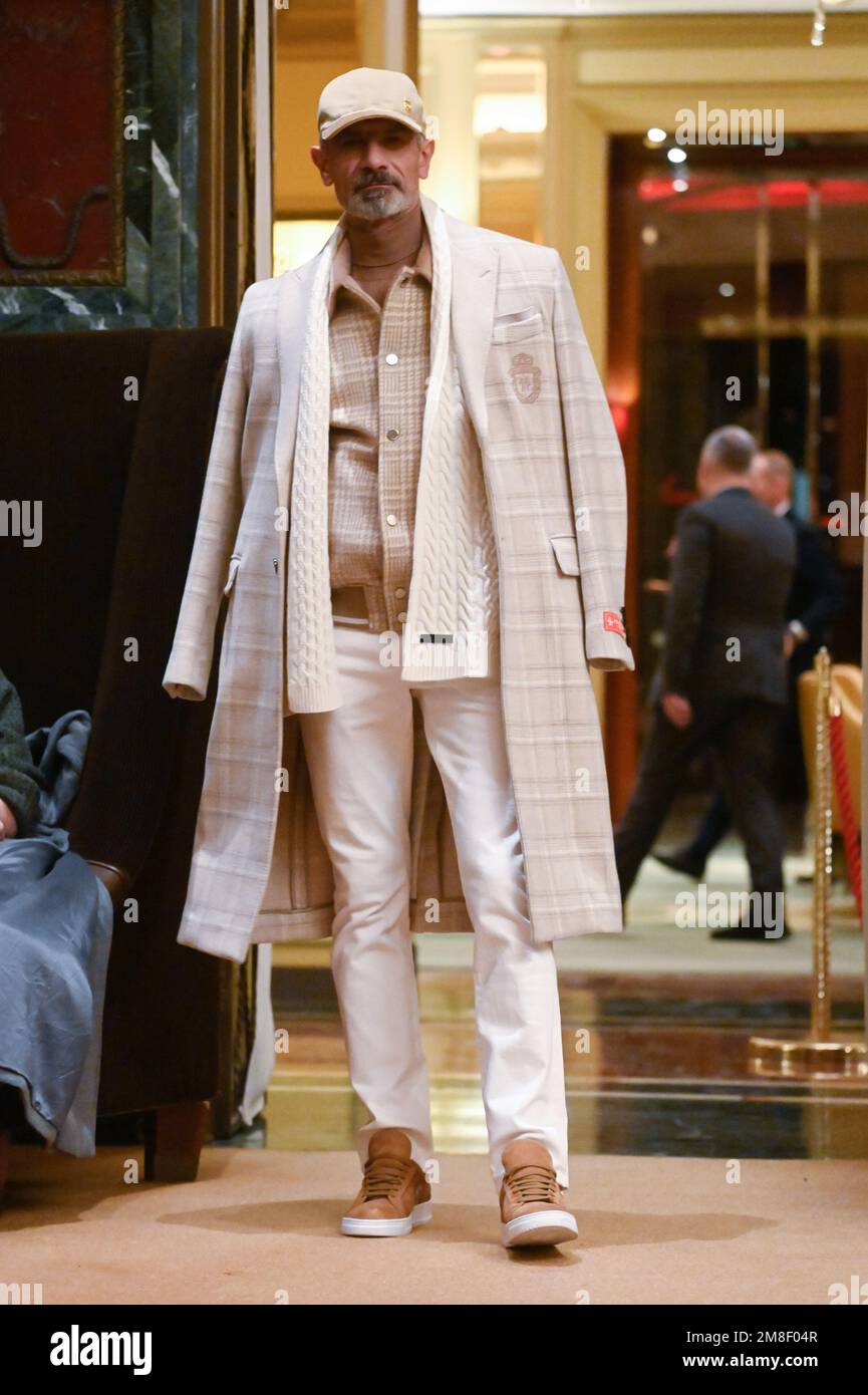 Man with Beige Gucci Scarf and Olive Green Jacket before Fendi Fashion  Show, Milan Fashion Week Editorial Image - Image of elegant, style:  194028920