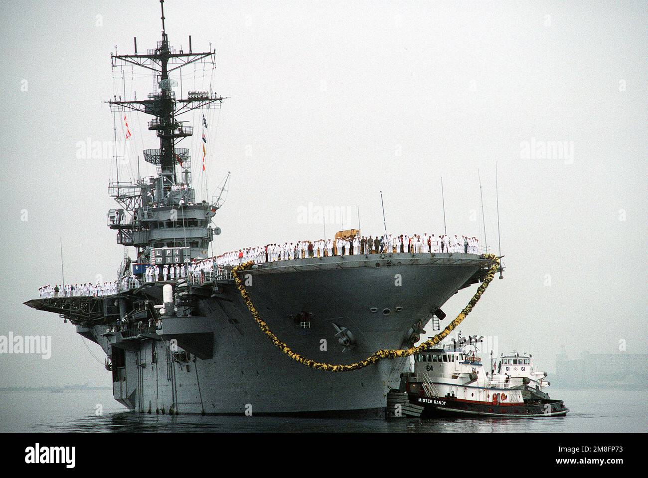 desert-storm-1991-ship-hi-res-stock-photography-and-images-alamy