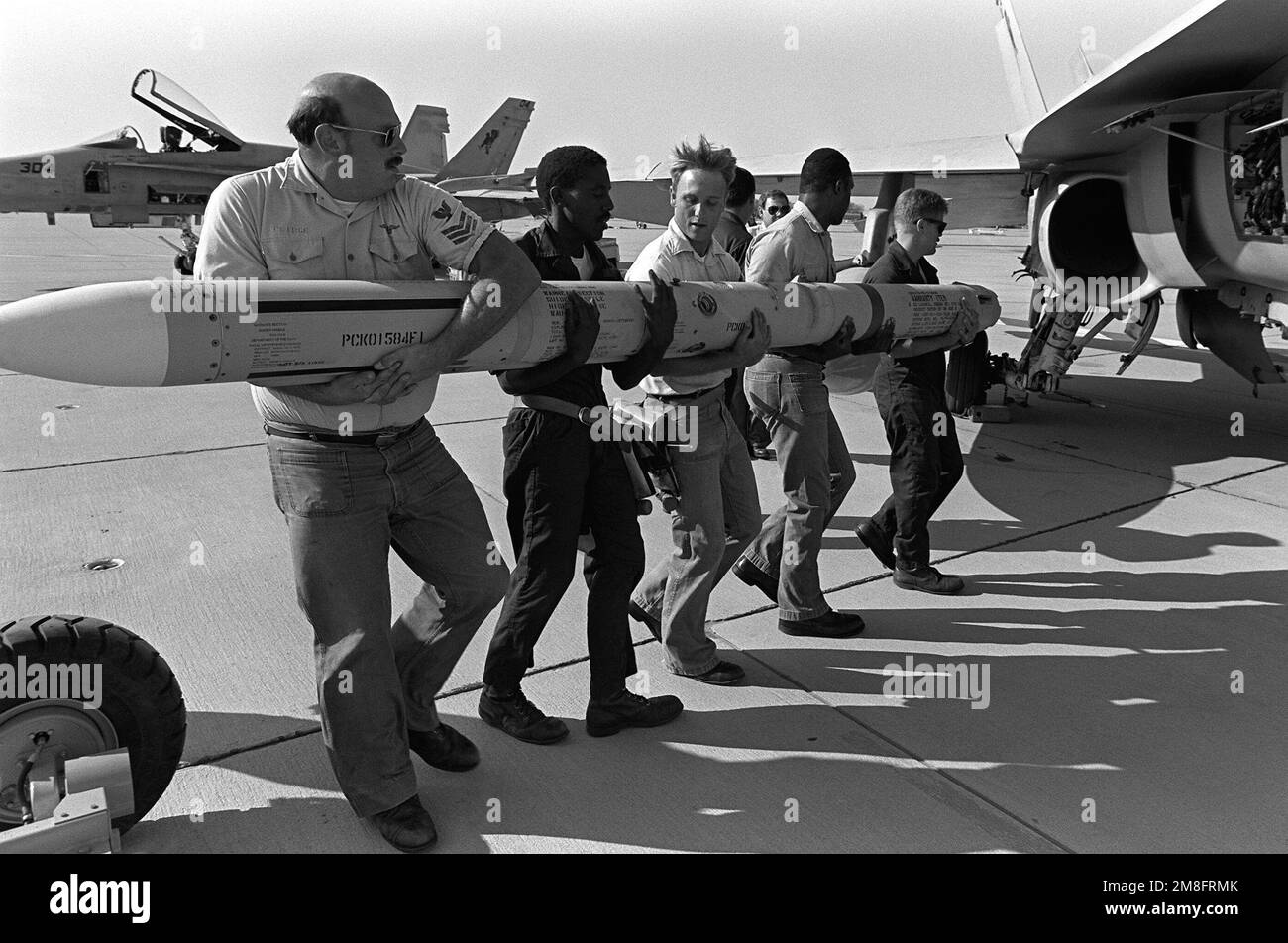 Aim 7 sparrow missile Black and White Stock Photos & Images - Alamy