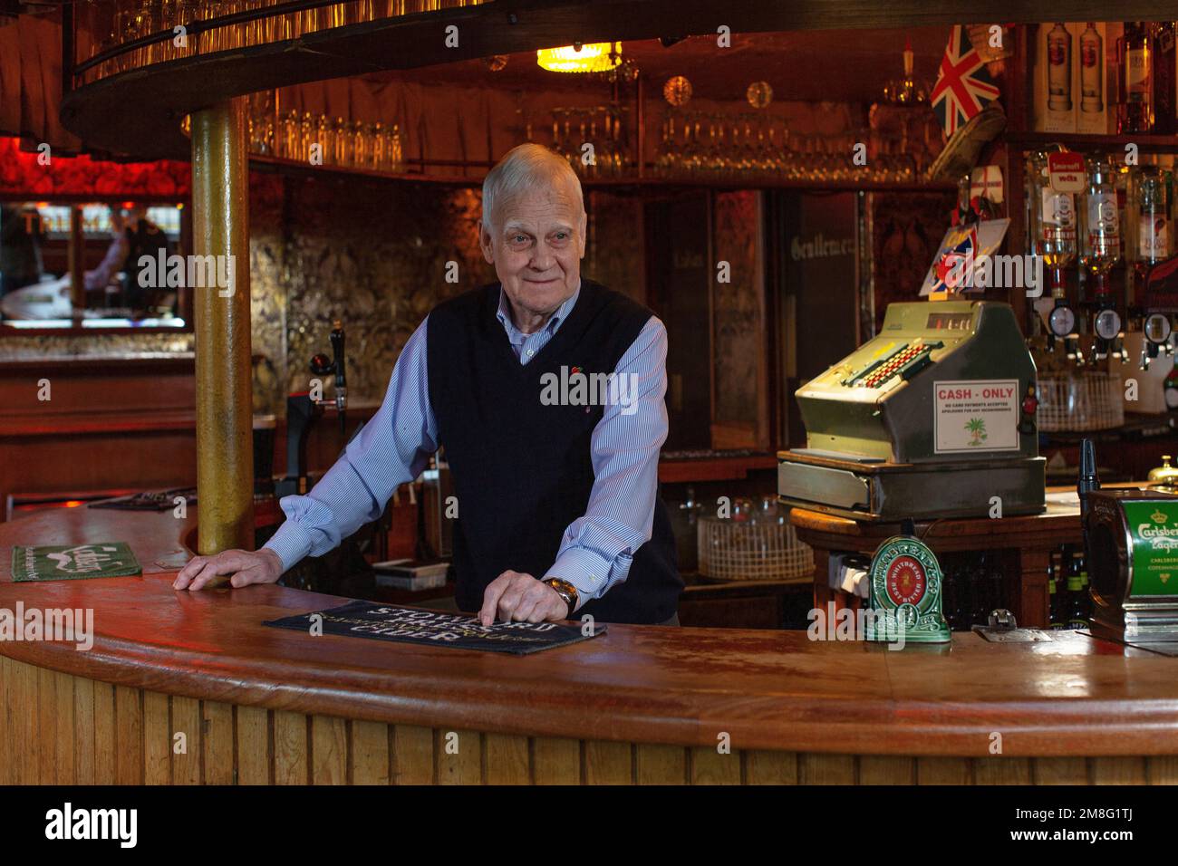The Palm Tree Pub, with Landlord Alf ,Mile End, London, England. Stock Photo