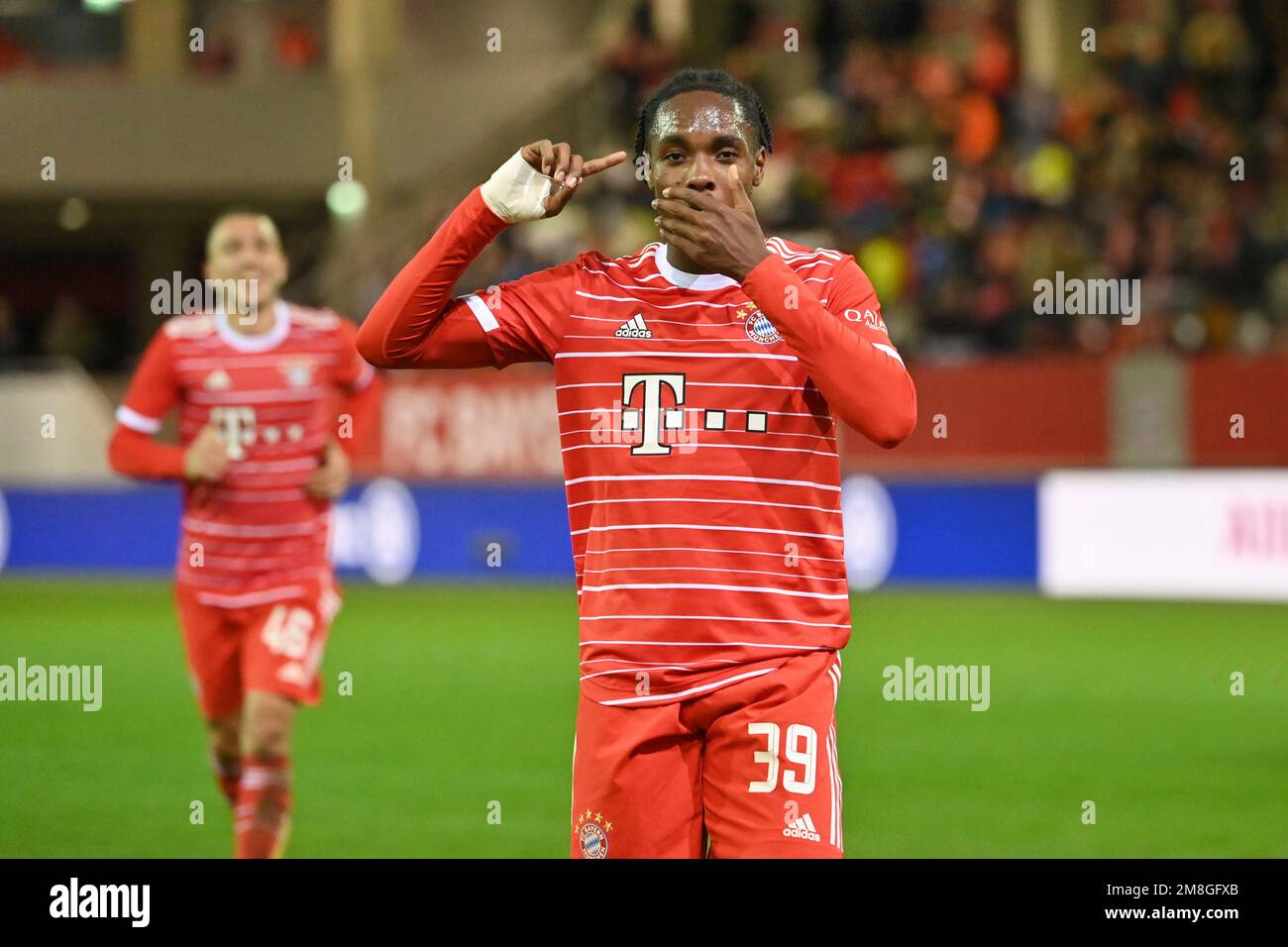 goaljubel Mathys TEL FCB after goal to 4 3 jubilation joy