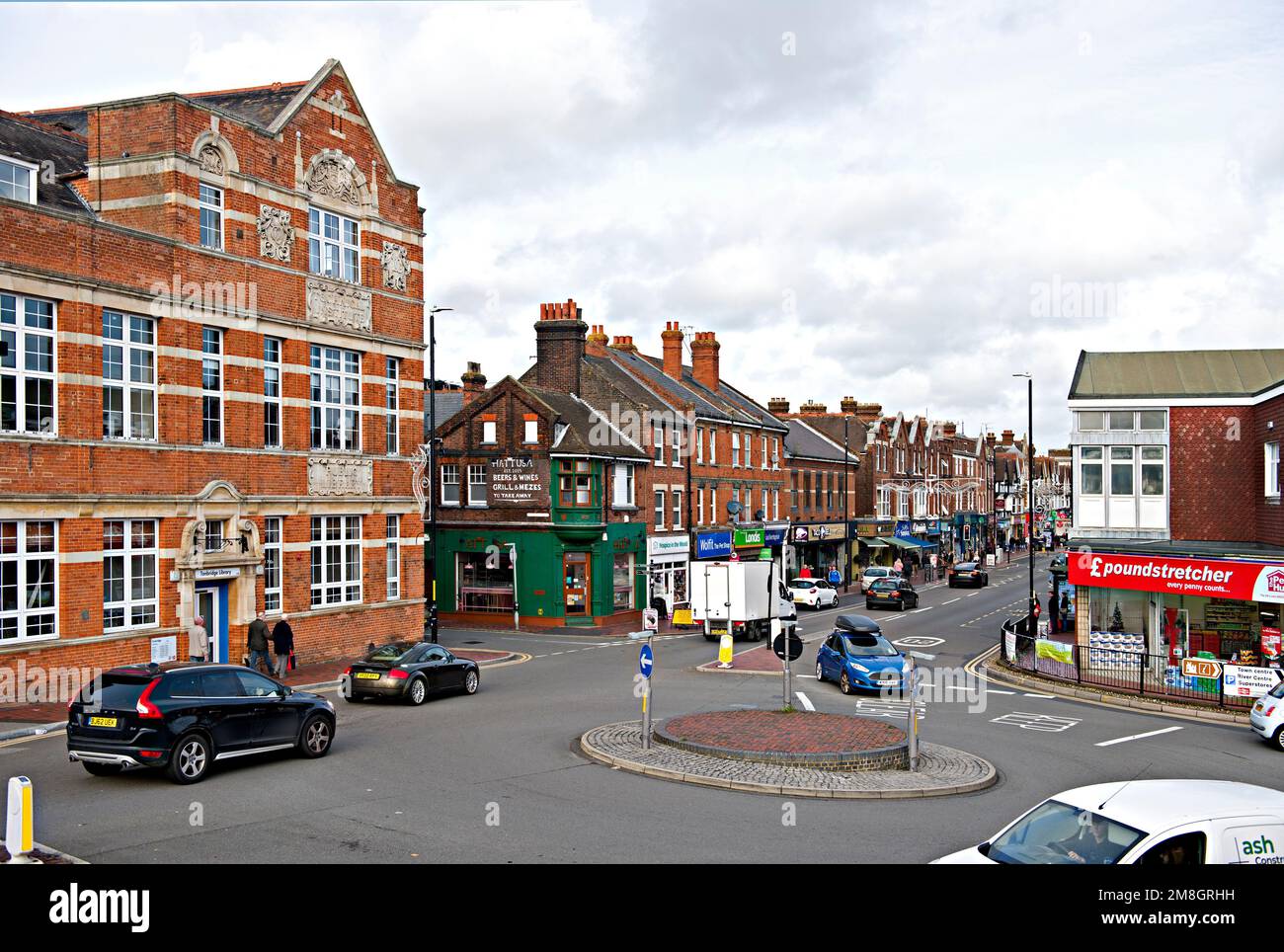The south end of Tonbridge High Str3eet, Kent, with the public library at the roundabout Stock Photo