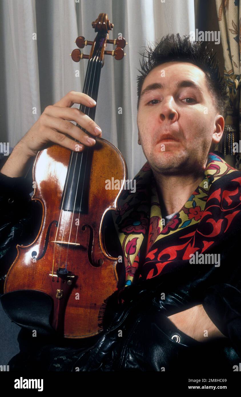 Nigel kennedy aston hi-res stock photography and images - Alamy