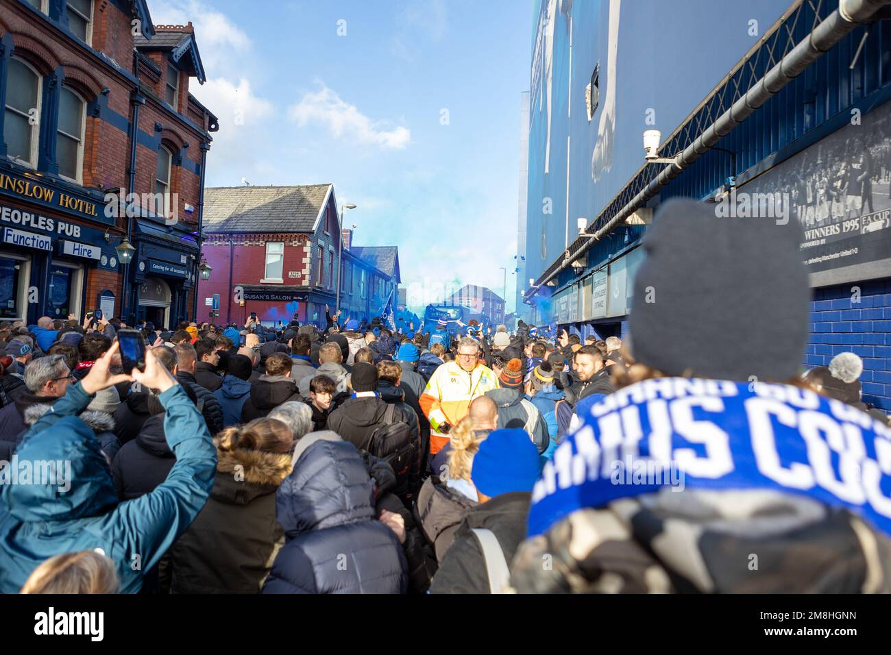 Everton fan’s follow the team bus before the Premier League match Everton vs Southampton at Goodison Park, Liverpool, United Kingdom, 14th January 2023  (Photo by Phil Bryan/News Images) Stock Photo