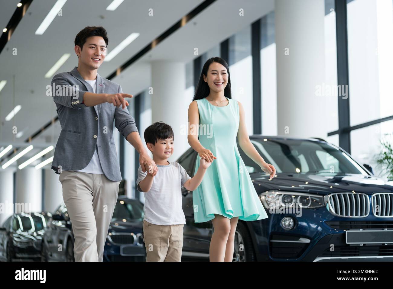 Cars buy hi-res stock photography and images - Alamy