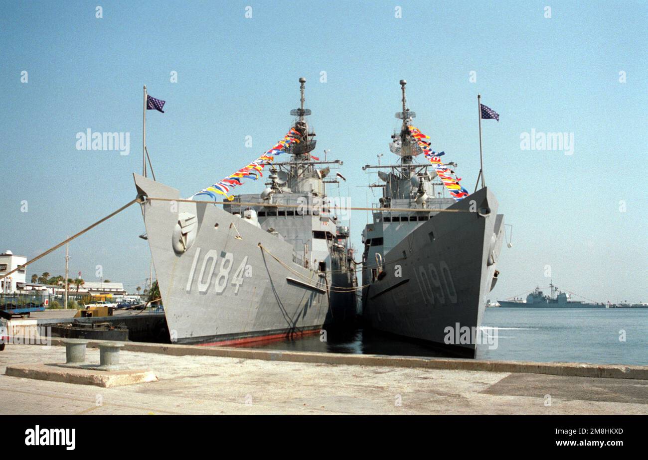Naval signal flag hi-res stock photography and images - Alamy