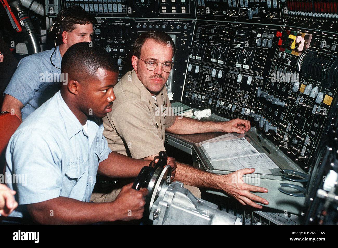 The chief of the watch, CHIEF Machinist Mate (MMC) Scott L. Davidson ...