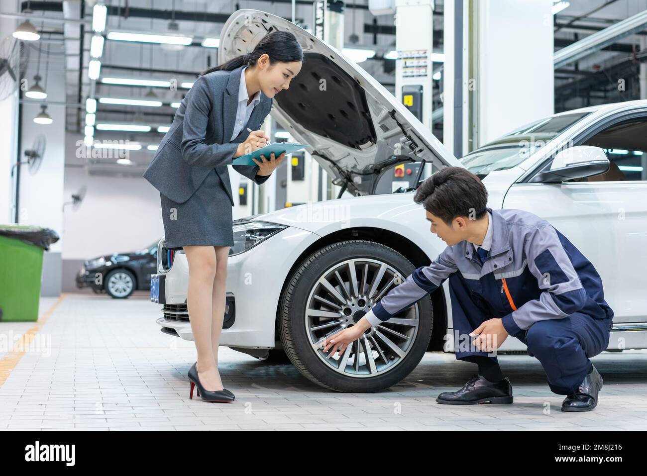 Repair Shop Mechanics Researchers Stock Photo - Alamy