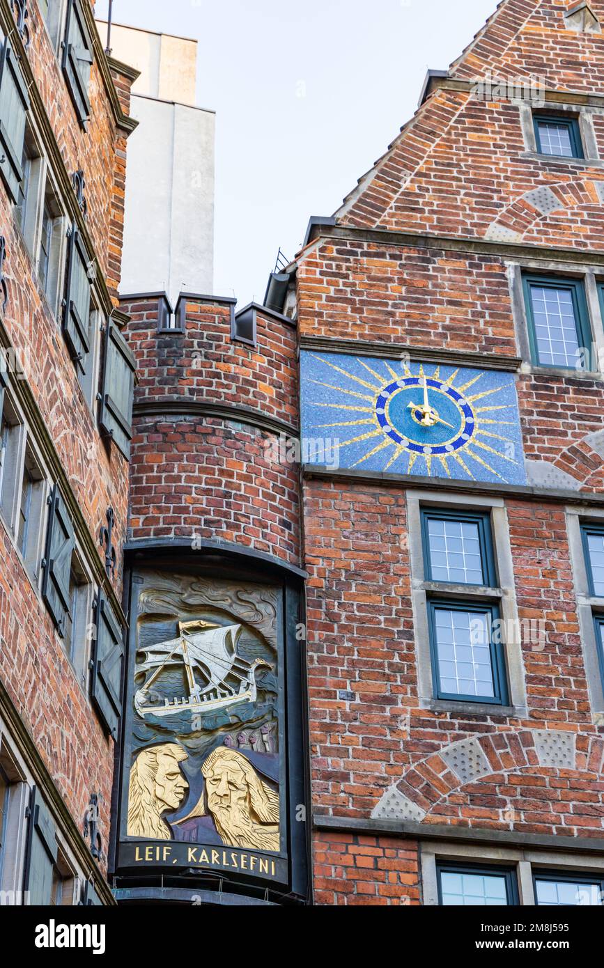Bremen, Germany Novemeber 13, 2022 Glockenspiel House with carrilon