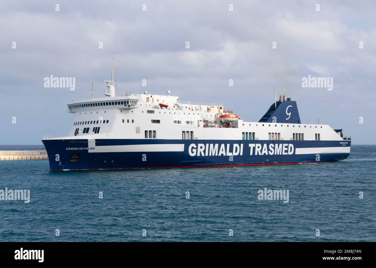 Arrival at the port of Barcelona of the Ciudad de Palma ferry from Trasmed GLE on the afternoon of July 26, 2022. Stock Photo