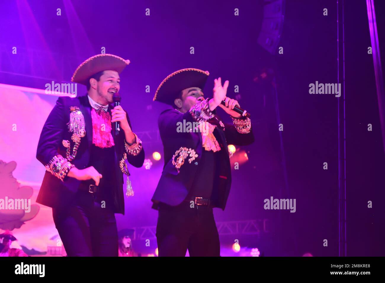Leon, Mexico. 13 Jan 2023. Actor Carlos Gatica and Jorge Daher performing The Little Mermaid chef song at Disney Myst Be Our Guest show premiere on Feria de Leon 2023. Credits: Juan Jose Valdez / JVMODEL Credit: JVMODEL/Alamy Live News Stock Photo