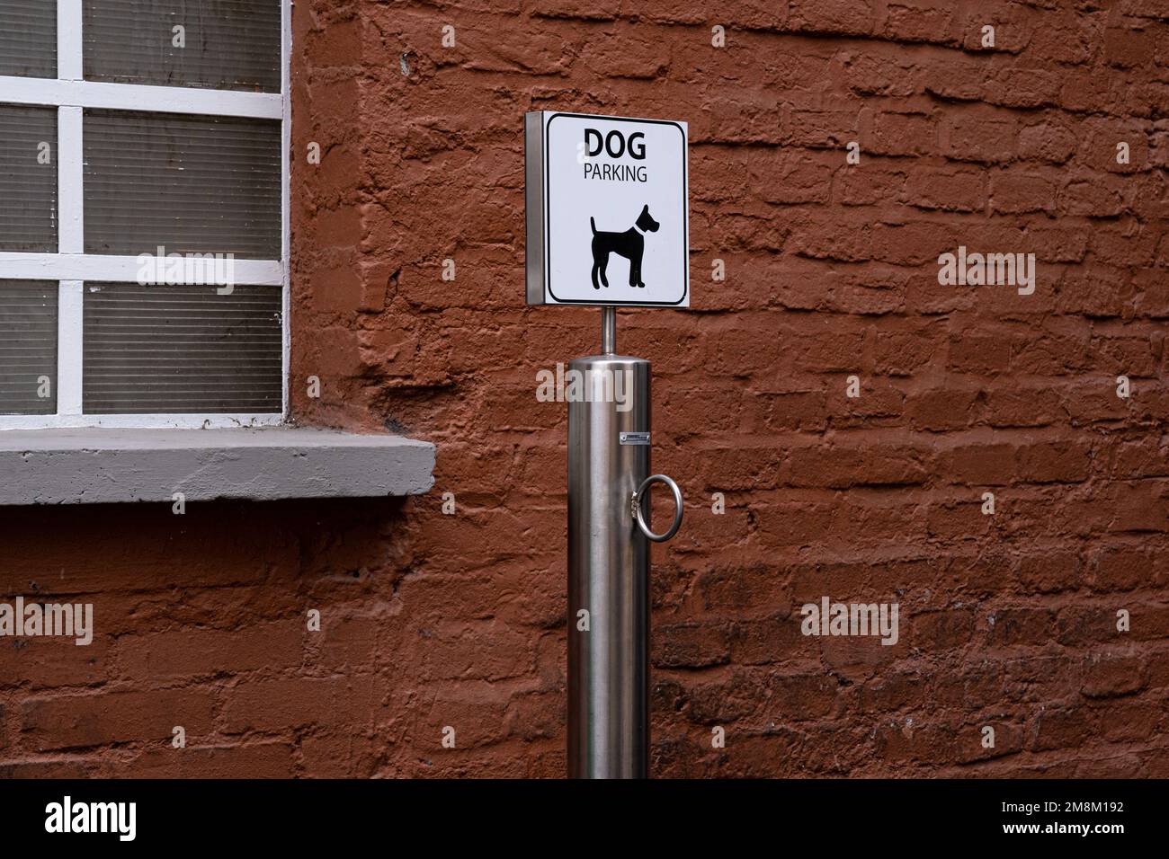 No waiting sign hires stock photography and images Alamy