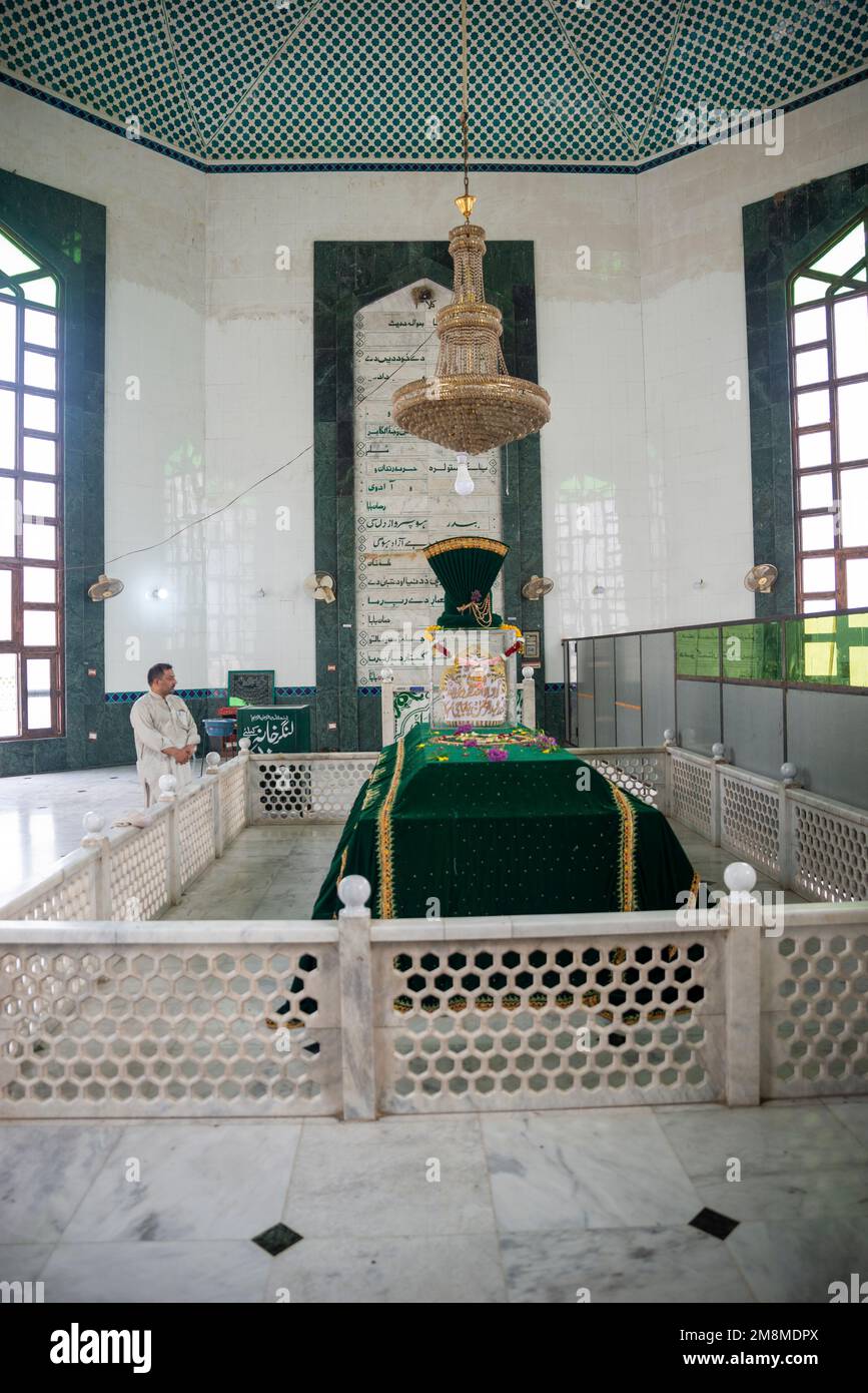 The tomb inside Rehman Babam mausoleum, Peshawar, Pakistan Stock Photo