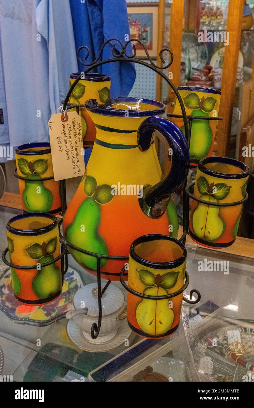 Antique store in albuquerque hires stock photography and images Alamy