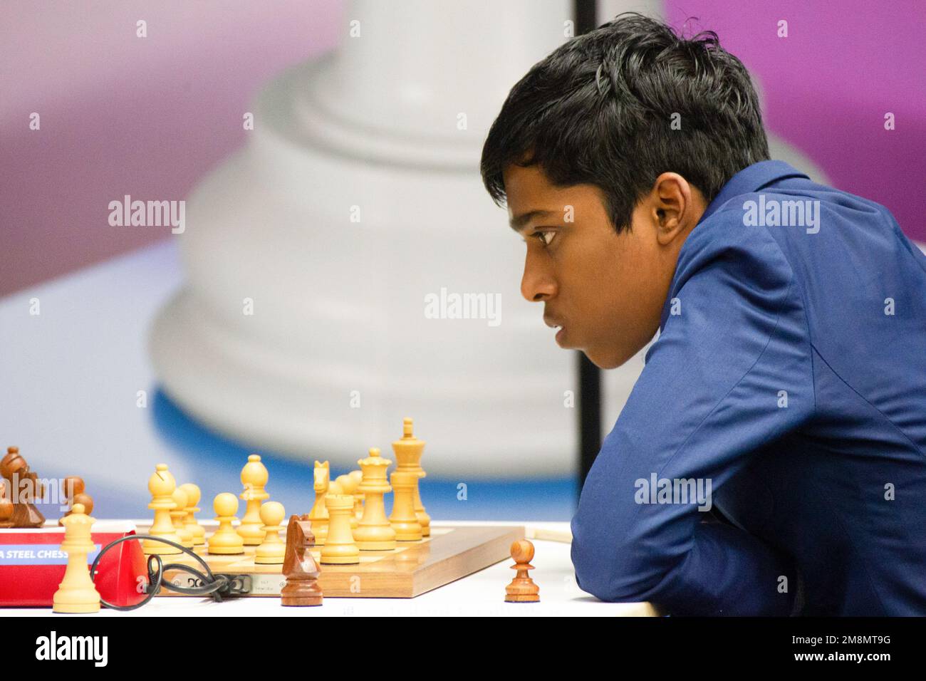 Rameshbabu Praggnanandhaa of India competes against Magnus Carlsen of  News Photo - Getty Images