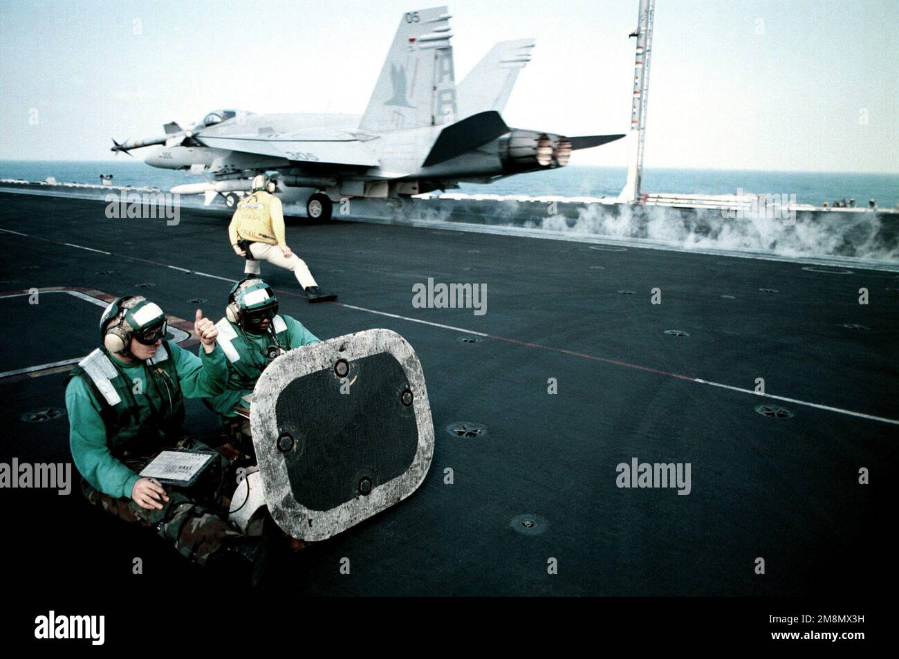 Tyron Dukes (right) and Brian Price (left) both Aviation Boatswain
