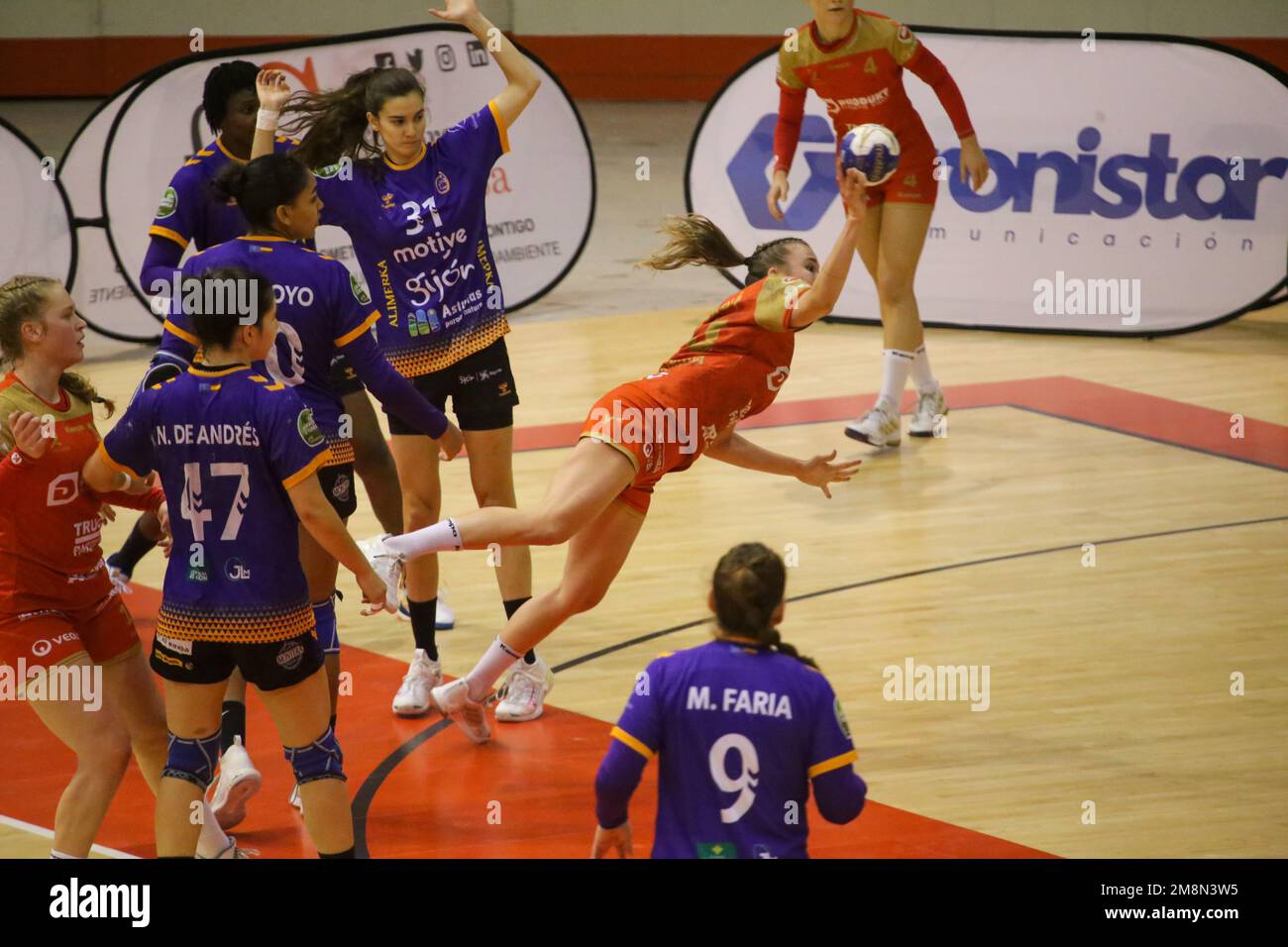 Gijon, Spain. 14th Jan, 2023. Gijon, SPAIN: Hazena Kynzvart's player Veronika Dvorakova (14) shoots on goal during the second leg match of the round of 16 of the EHF European Cup Women 2022/23 between Motive.co Gijon and Hazena Kynzvart with result of 35-23 for the locals played at the Pabellón de Deportes de La Guía - Presidente Adolfo Suarez in Gijon, Spain on January 14, 2023. (Photo by Alberto Brevers/Pacific Press) Credit: Pacific Press Media Production Corp./Alamy Live News Stock Photo