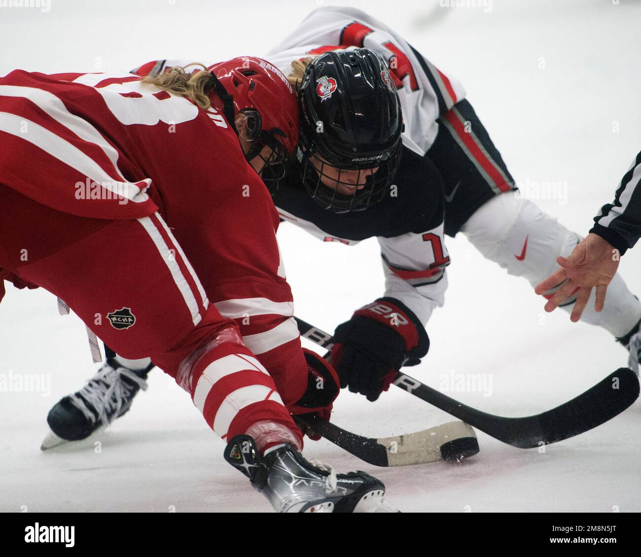 Columbus, Ohio, USA. 14th Jan, 2022. Wisconsin Badgers forward Marianne