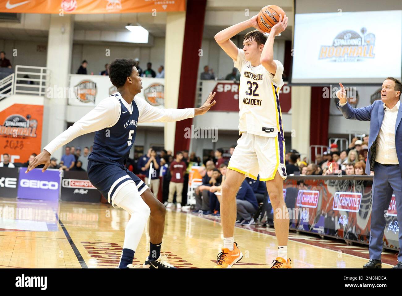 montverde-s-cooper-flagg-32-in-action-against-la-lumiere-during-a-high